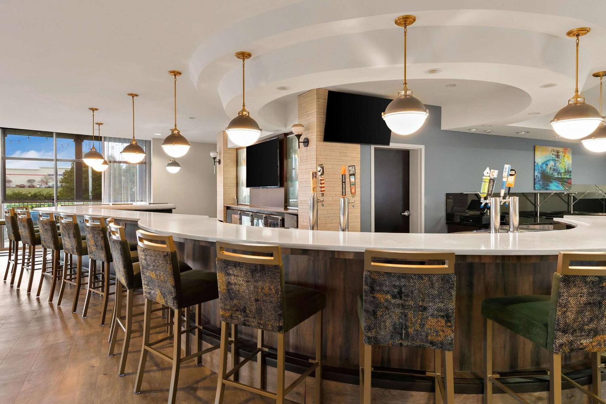 Cambria Hotel Columbus - Polaris Екстериор снимка