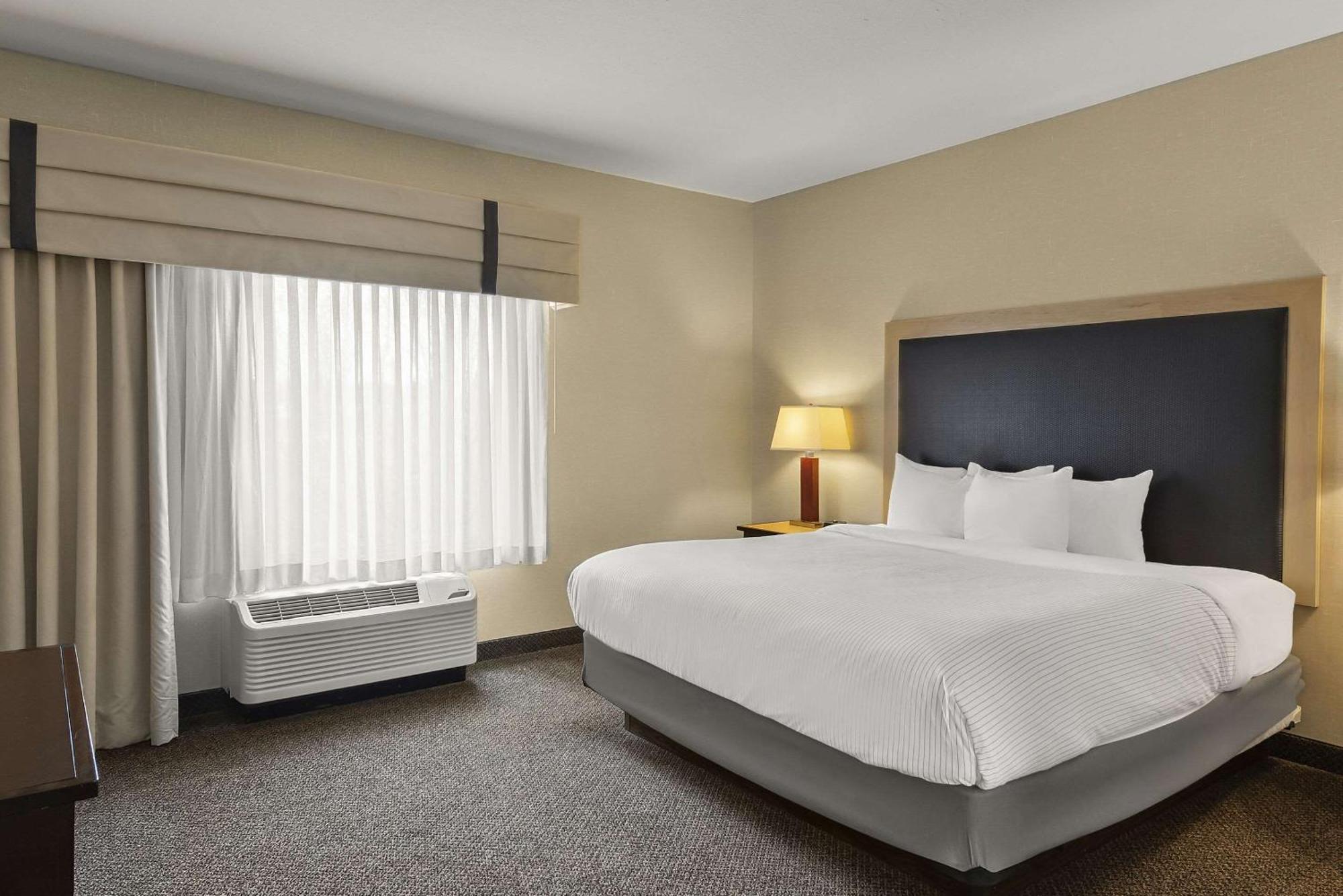 Cambria Hotel Columbus - Polaris Екстериор снимка