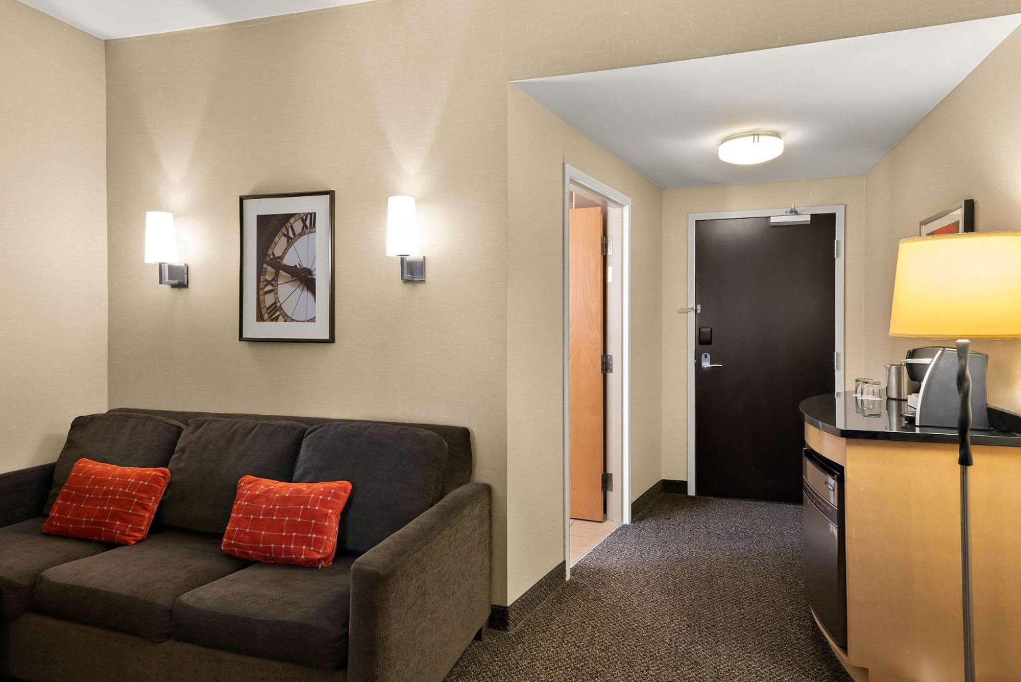 Cambria Hotel Columbus - Polaris Екстериор снимка
