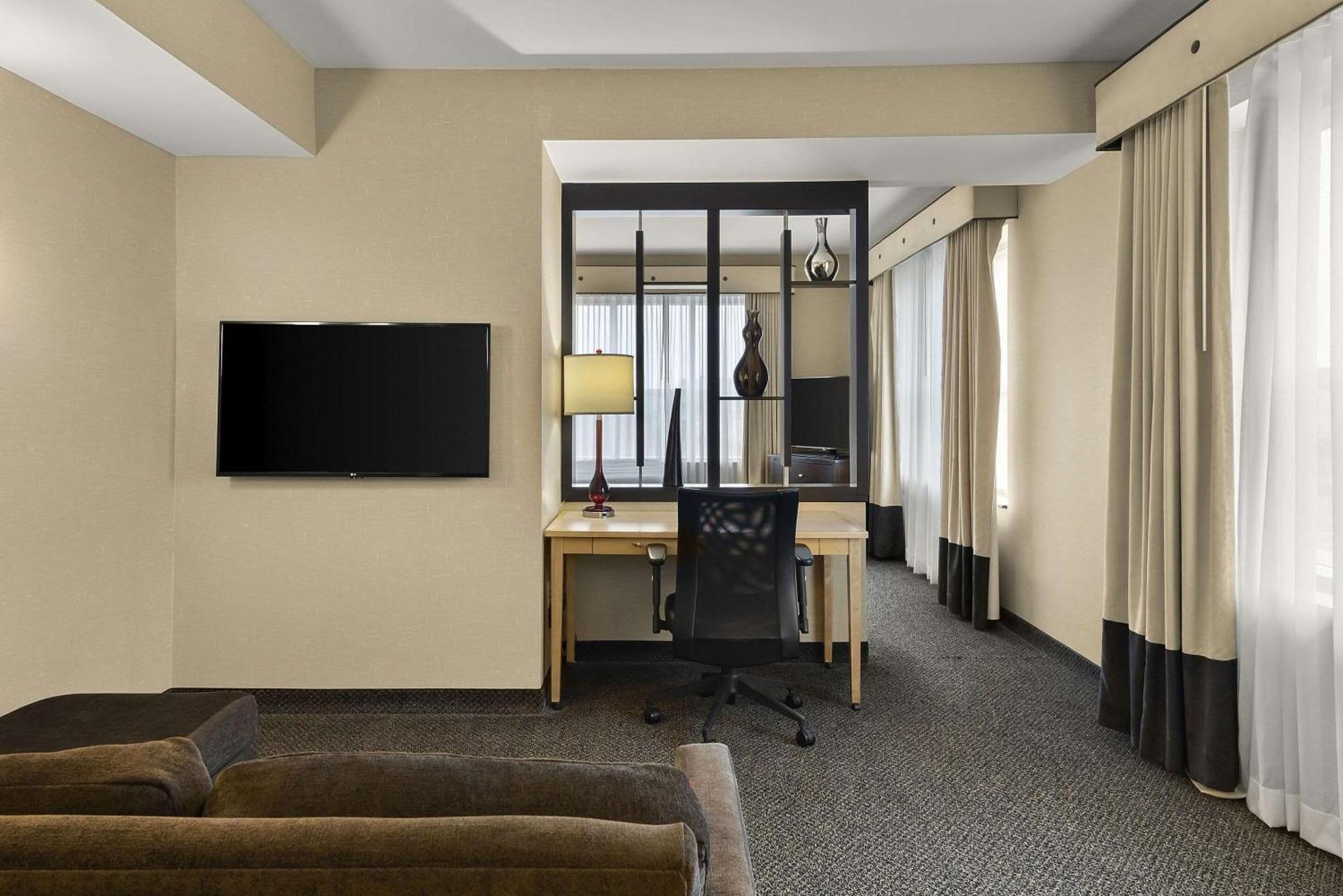 Cambria Hotel Columbus - Polaris Екстериор снимка