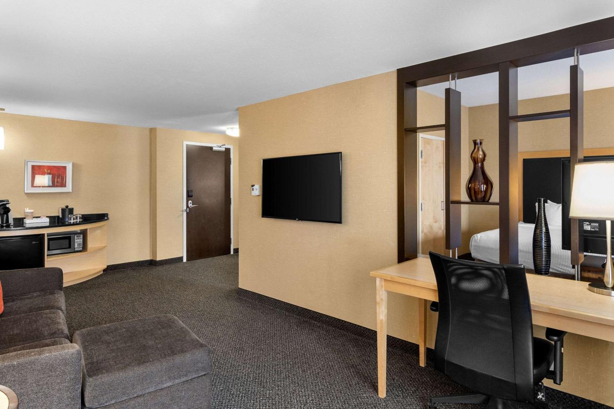 Cambria Hotel Columbus - Polaris Екстериор снимка