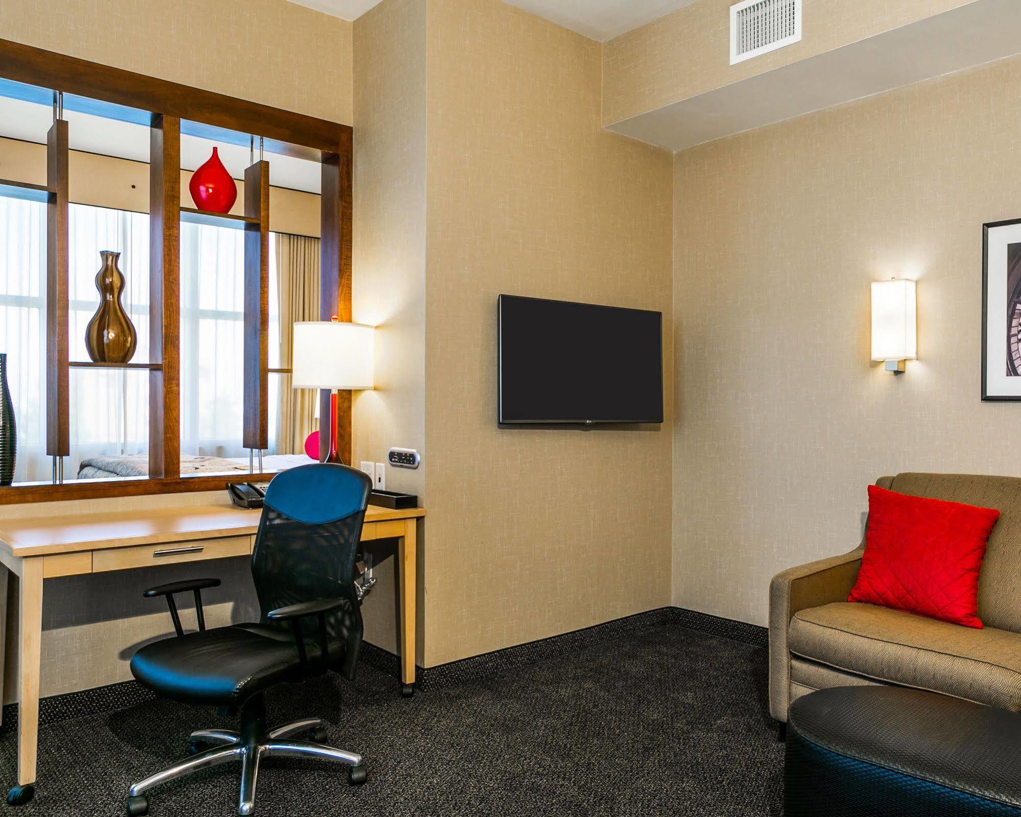 Cambria Hotel Columbus - Polaris Екстериор снимка
