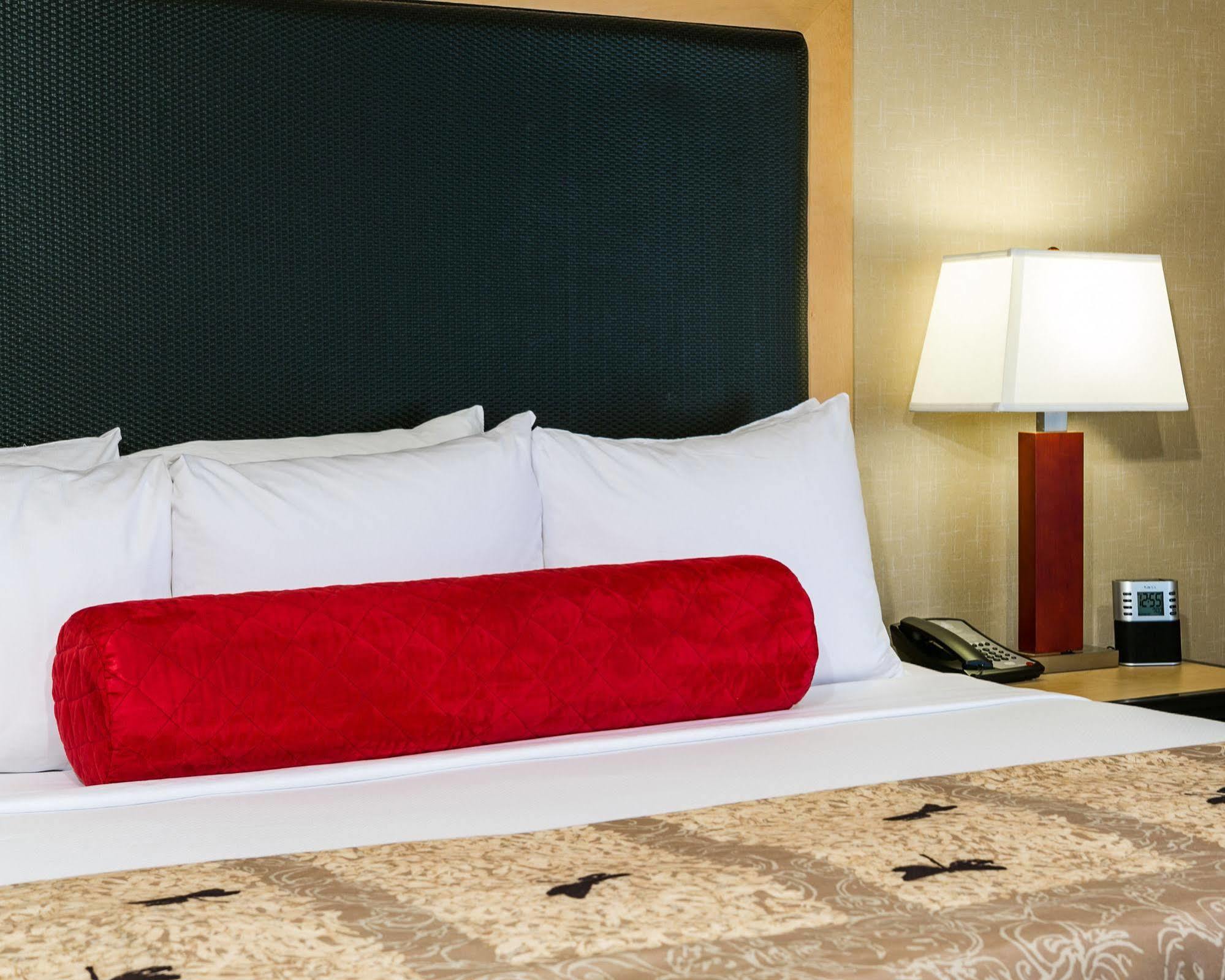 Cambria Hotel Columbus - Polaris Екстериор снимка